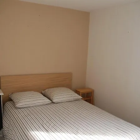 Bel A Cap D'agde, Plage Et Port A Pied, Piscine, Parking, 2 Chambres, Loggia Ombragee - Fr-1-723-81 Апартаменти *