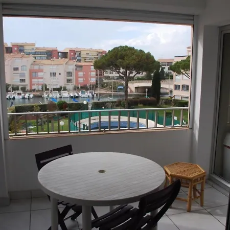 Bel A Cap D'agde, Plage Et Port A Pied, Piscine, Parking, 2 Chambres, Loggia Ombragee - Fr-1-723-81 *